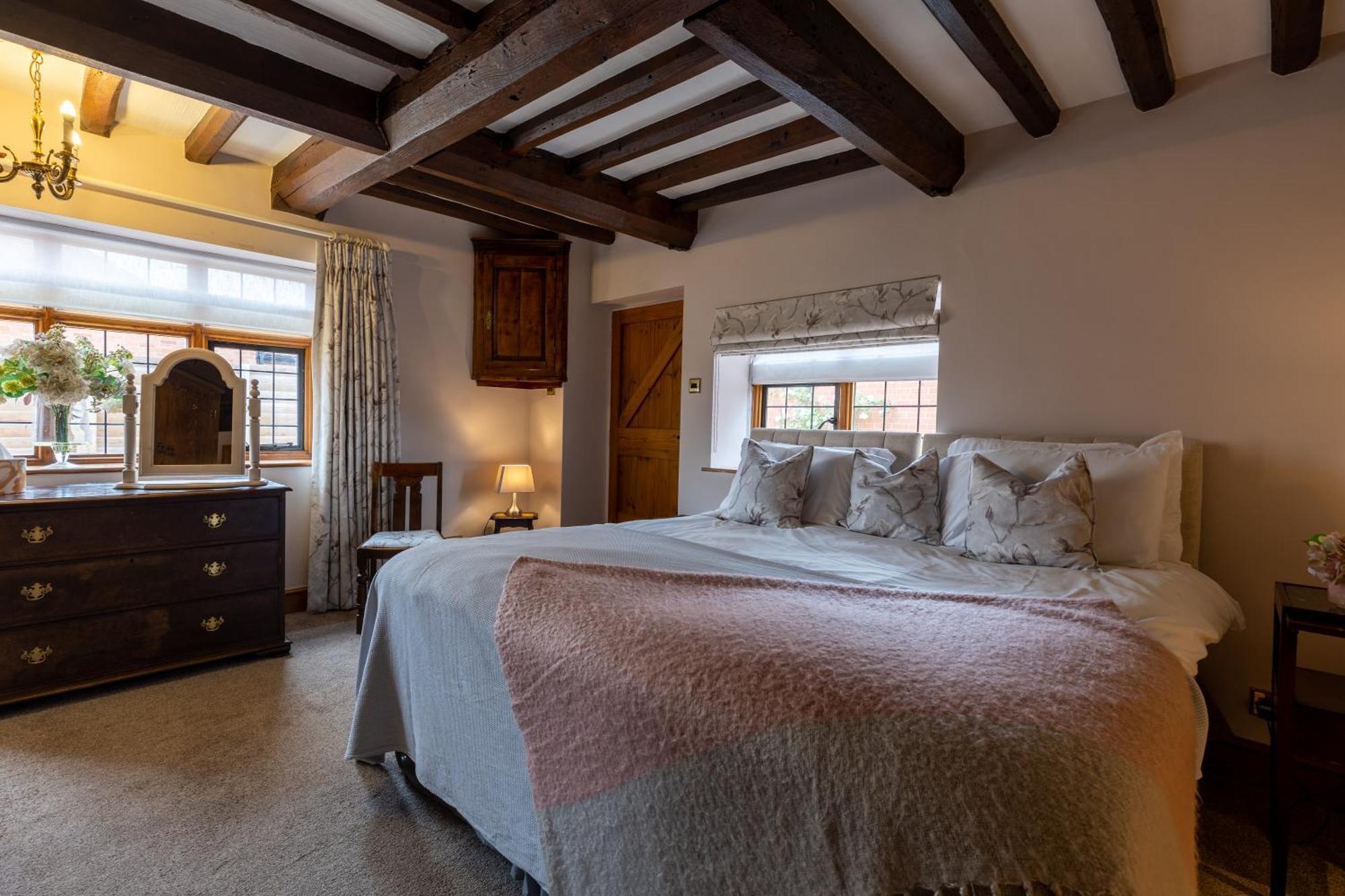High Grosvenor House With Rose And Heath Cottages Bridgnorth Exterior photo