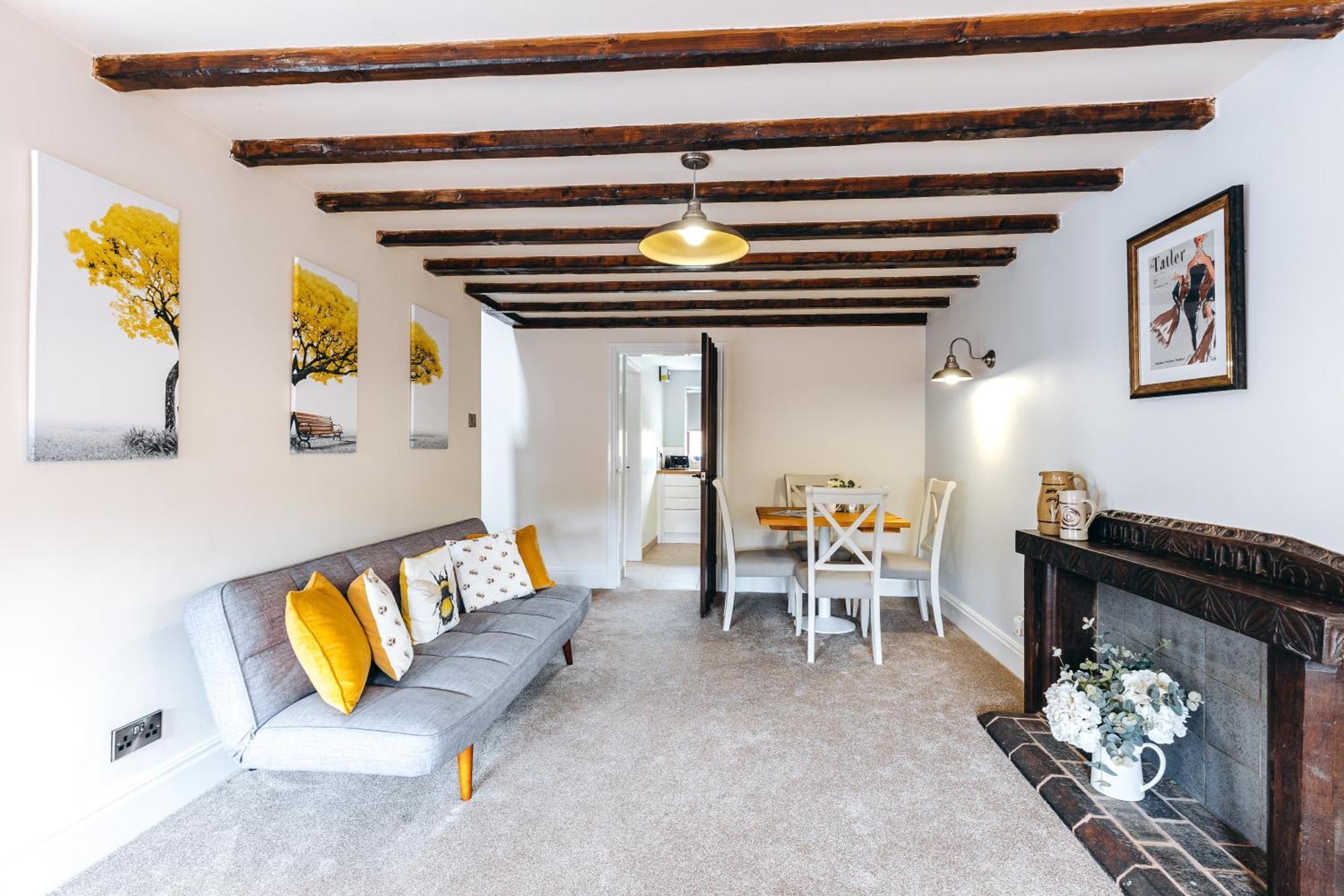 High Grosvenor House With Rose And Heath Cottages Bridgnorth Exterior photo
